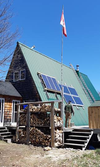 A customer testimonial on Microgreen complete offgrid power system recommended for their 1500 sq ft cottage